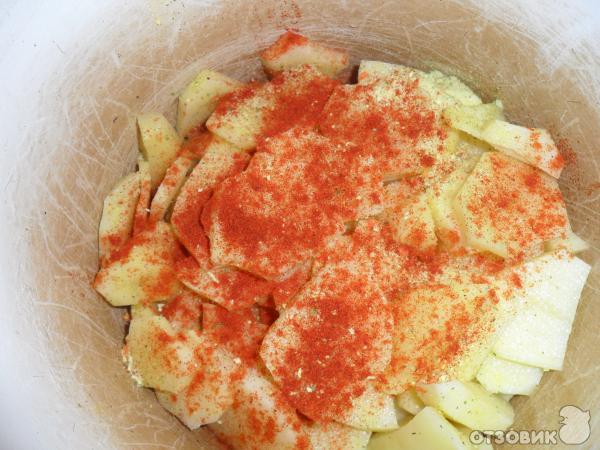 Картофель запеченный с филе курицы, помидорами и плаленным сыром фото
