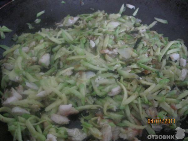 Рецепт закуски-салата Авокадо с куриными грудками фото