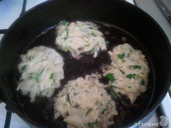 Рецепт: Картофельно-кабачковые драники с мясом - Простое и вкусное блюдо!