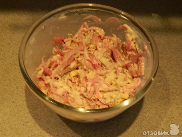 Рецепт салата с маринованным луком фото