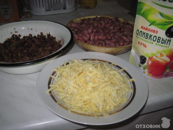 Рецепт салата фасоль с сухариками фото