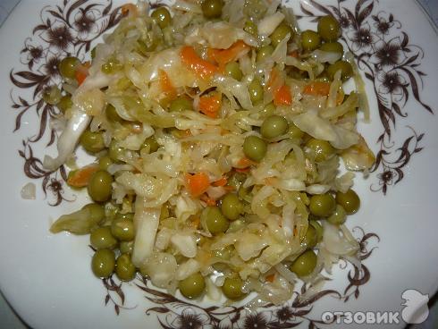 Рецепт салата из квашенной капусты с зеленым горошком фото