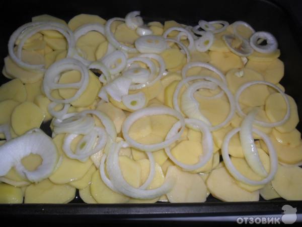 Рецепт Картофель в сливочно-сырном соусе с грибами фото