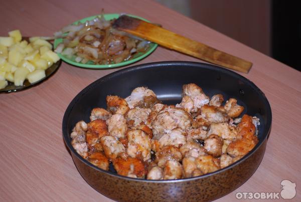 Рецепт Лосось запеченный с грибами, луком и сыром фото