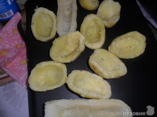 Рецепт Картофельные лодочки с фаршем в сливочно-сырной заливке фото