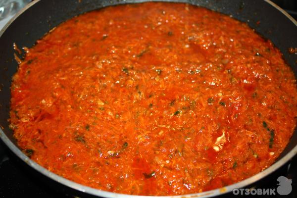 Рецепт Тефтели с томатным соусом в гнездах из спегетти фото
