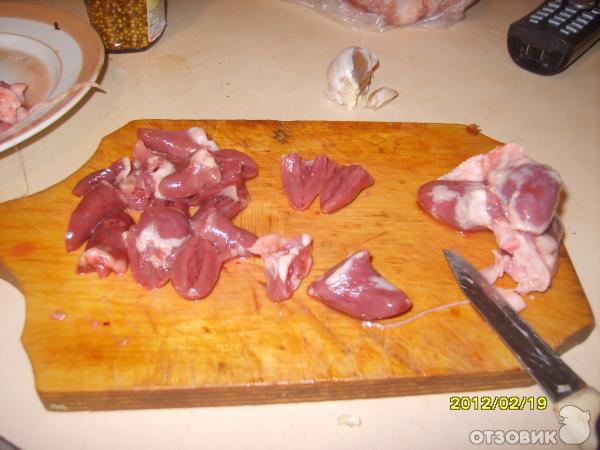 Рецепт Подлива из куриных сердечек и свинины фото