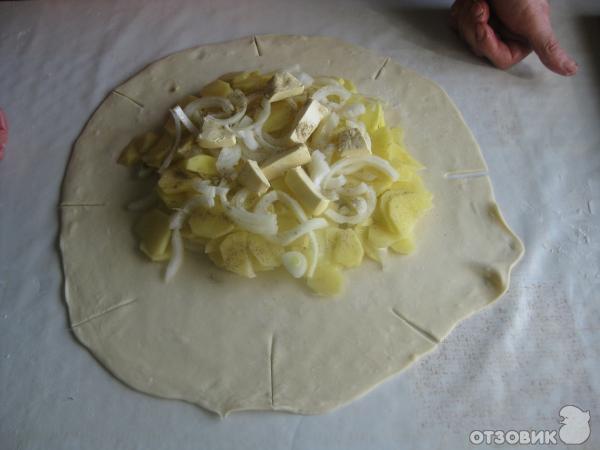 Рецепт Молдавский пирог из пресного теста с картошкой фото