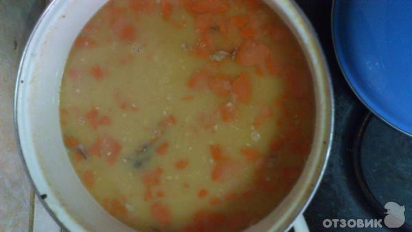 Рецепт супа - пюре горохового с копчеными ребрышками фото