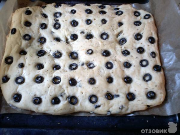 Рецепт фокаччи с маслинами, фетой и базиликом фото