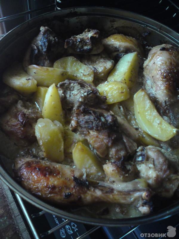 рецепт курица с картошкой запеченная под майонезом в духовке фото