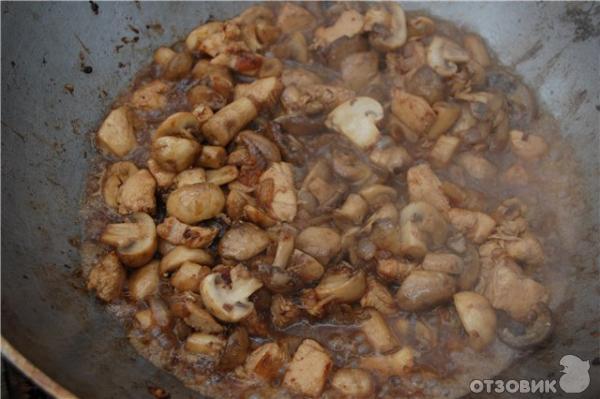 Рецепт готовим на костре Макароны с грибами фото