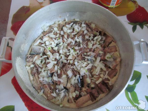 Рецепт Пирог с луком и рыбой фото