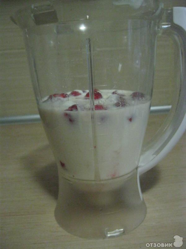 Рецепт Молочный коктейль с клубникой фото