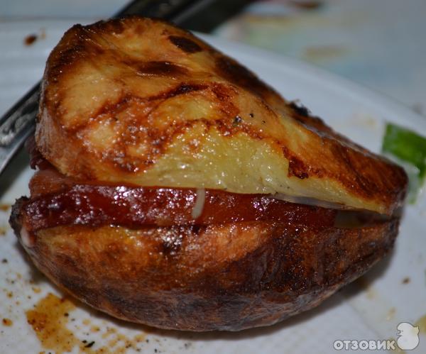 Рецепт Картофель, запеченный с грудинкой фото