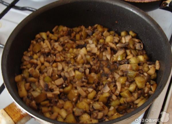 Рецепт Пирожки из готового теста с картофелем и баклажанами фото