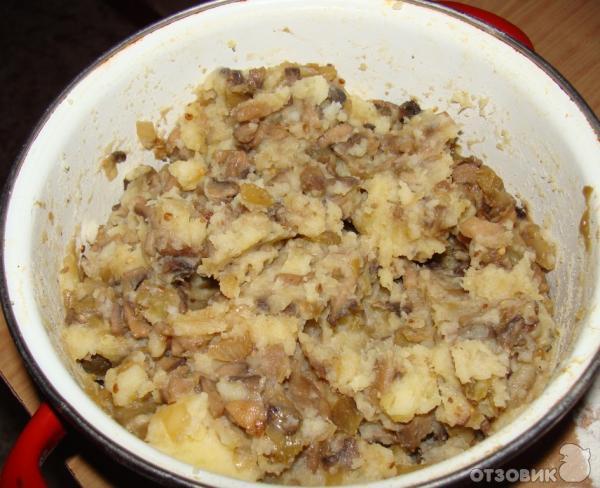 Рецепт Пирожки из готового теста с картофелем и баклажанами фото