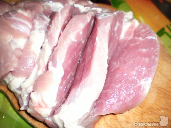 Запеченная свинина в духовке в фольге