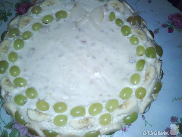 Бисквитный торт с банановым кремом