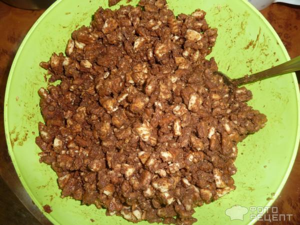 Шоколадная колбаска с маршмеллоу и орехами без выпечки