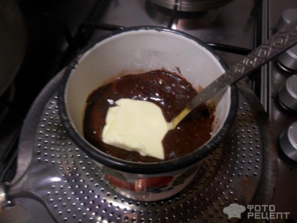 Рецепт Медовый торт в кефирном креме и шоколадной глазури фото