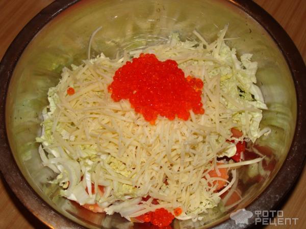 Рецепт Салат из помидор, сыра, пекинской капусты фото
