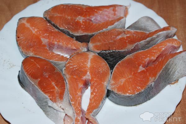 Как готовится рыба фаршированная морковью и луком в духовке