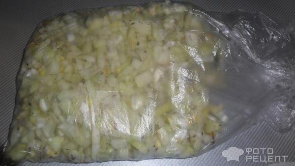Рецепт Бэлиш с бараниной, луком и картофелем на противне фото