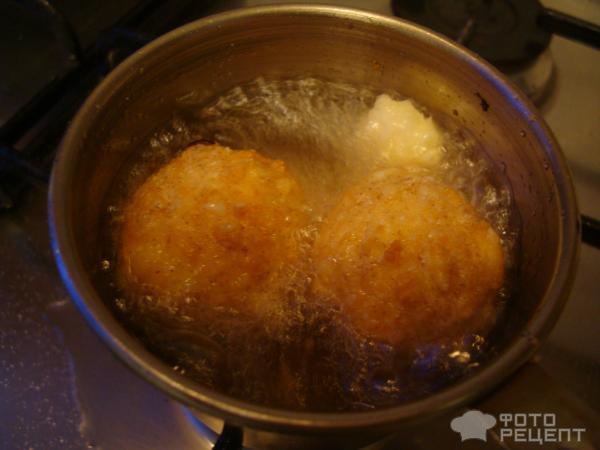 Сырные шарики на сковороде