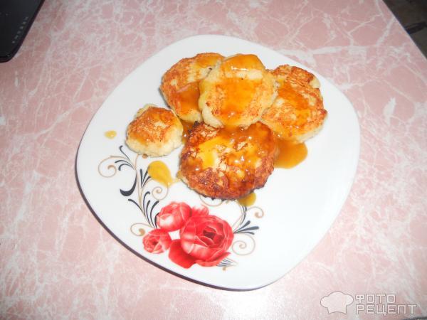 Рецепт Сырники с яблоками фото