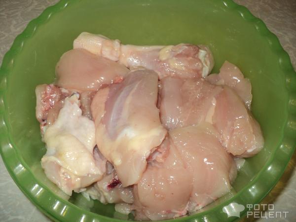 Рецепт Курица тушеная с сухофруктами фото