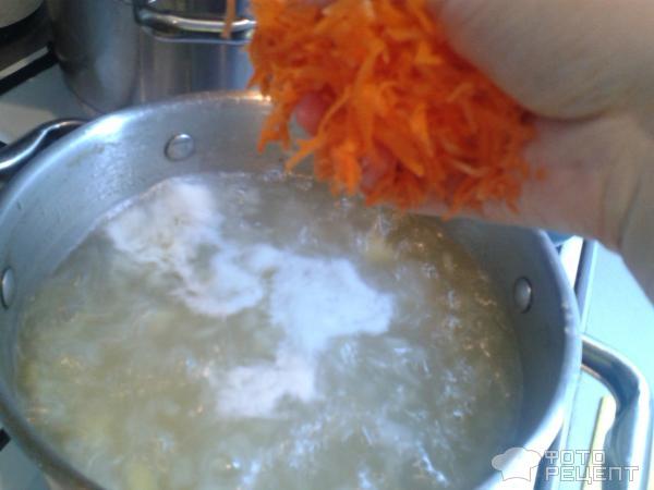 Рецепт Сырный суп с курицей и шампиньонами фото