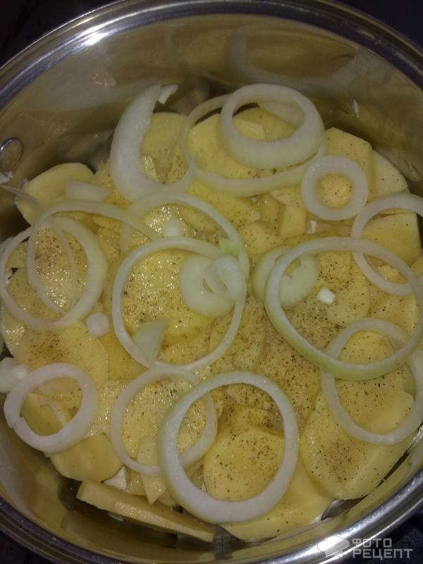 Рецепт Филе минтая с картошкой в духовке фото