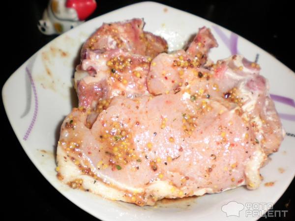 Рецепт Стейк из свинины на косточке фото