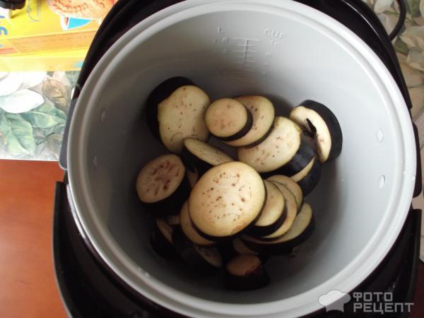 Рецепт Тушеные баклажаны с фаршем (для мультиварки) фото