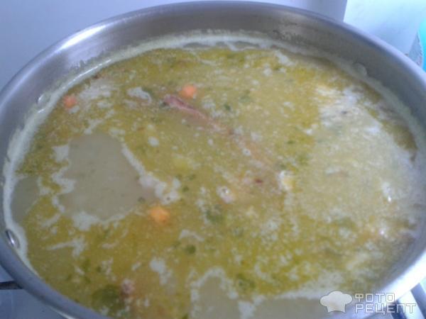 Рецепт Гороховый суп на копченых ребрышках фото