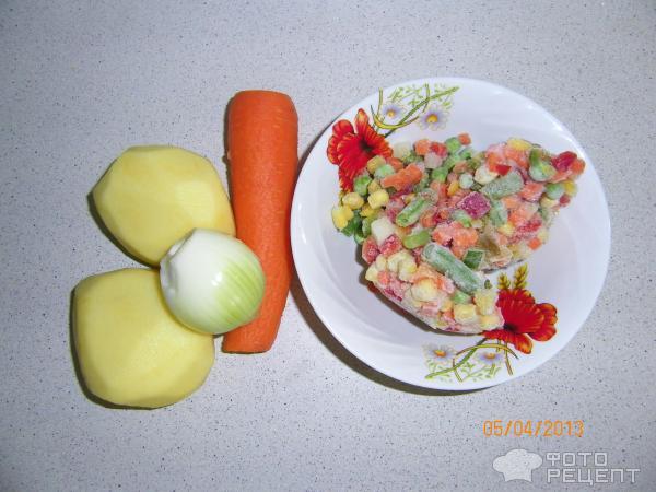 Рецепт Суп из замороженной смеси овощей с куриным мясом фото