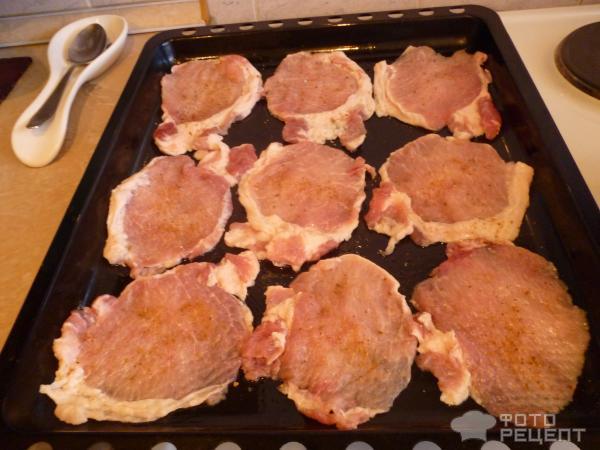Как приготовить рецепт Отбивные из свинины в духовке