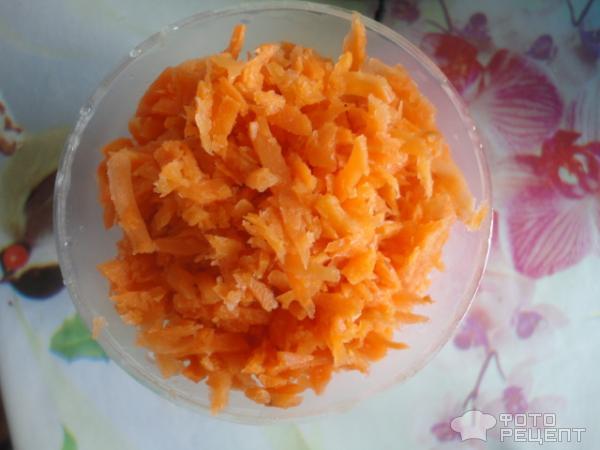 тертая на терке морковь