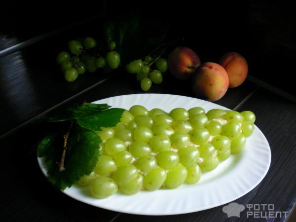 Гроздь винограда