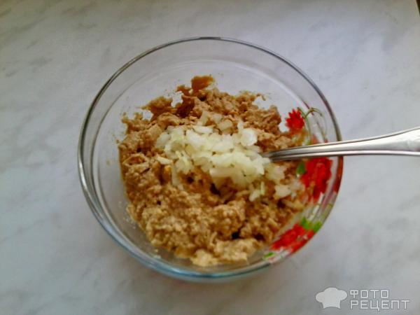 Рецепт Салат из печени трески с рисом фото