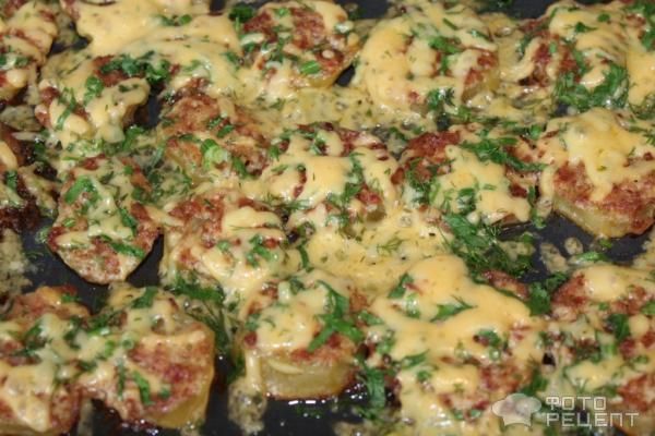 Рецепт Картофель запечённый с сыром и колбасой фото