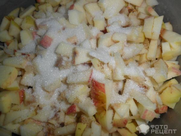 Рецепт Расстегаи с яблоком и грушей фото