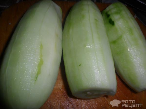 Рецепт Консервированный салат из огурцов и помидоров Огород фото