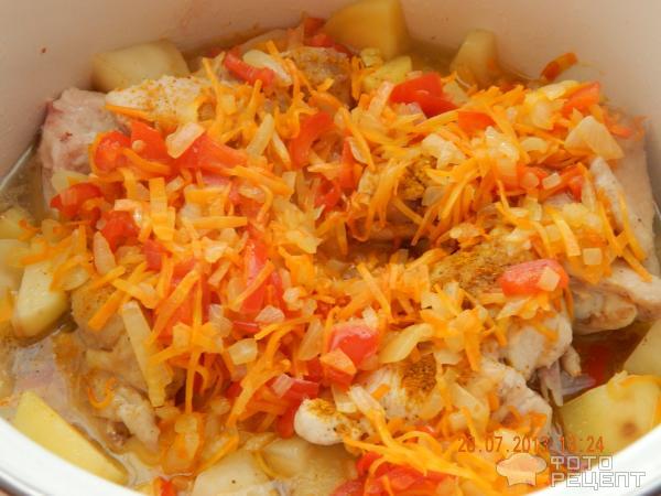 Рецепт Курица тушеная с картофелем и овощами фото