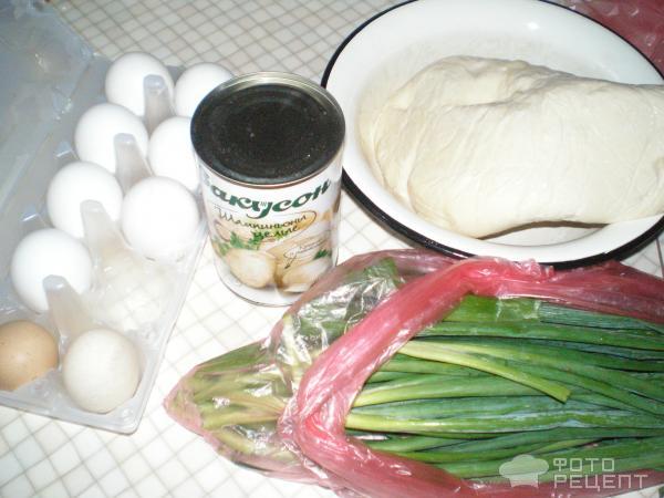 Рецепт: Пирожки с луком, яйцом и грибами - в духовке