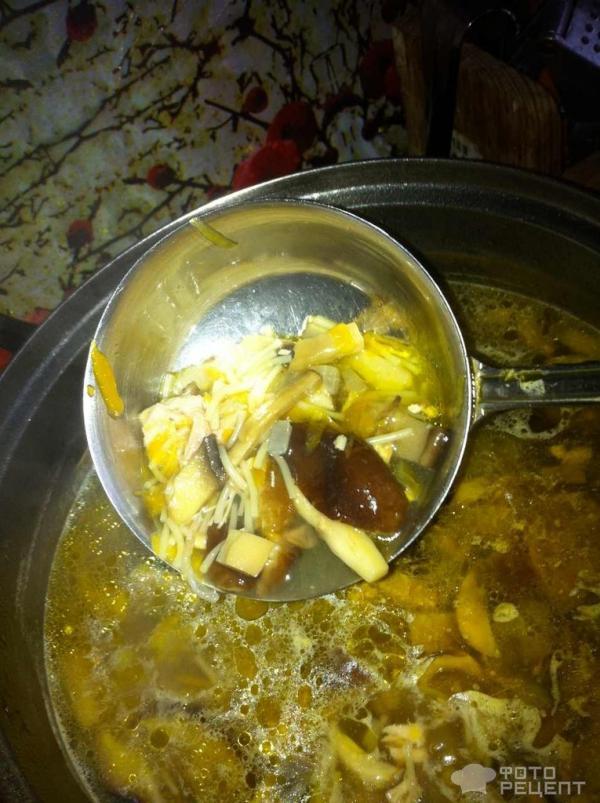 Рецепт Куриный супчик с шиитаке фото