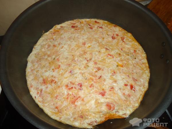 Рецепт Омлет с картофелем, помидорами и сыром фото