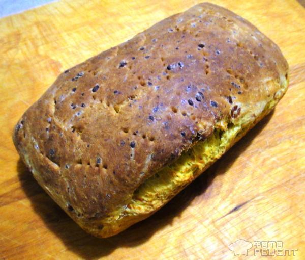 Тыквенный хлеб с сыром и карри фото