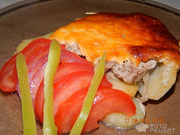Свинина запеченная с картофелем и сыром фото